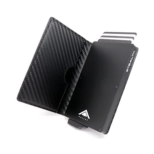 Stealth Wallet Porte Carte Bancaire RFID pour Homme - Porte-Cartes De Crédit avec Mécanisme Pop Up et Boîte Cadeau - Portefeuilles de Crédit Aluminium Minces (Aluminium Noir, Cuir de Carbone Noir)