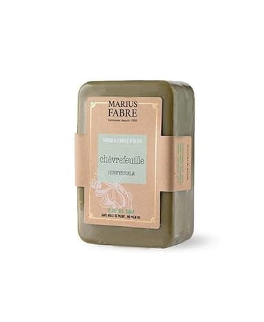 Marius Fabre Savon de Marseille – Savonnette de 250g à l'huile d'olive délicatement parfumée au chèvrefeuille, nettoiera votre peau en douceur, et fera de votre douche un agréable moment de bien-être
