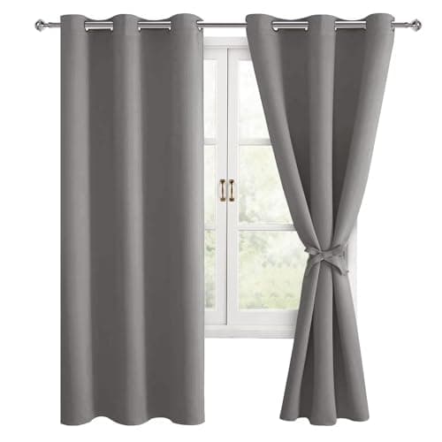 Hiasan Lot de 2 rideaux occultants avec œillets - Rideaux occultants thermiques - Rideaux coulissants doux - Pour chambre à coucher et salon - 117 x 137 cm (l x H) - Gris