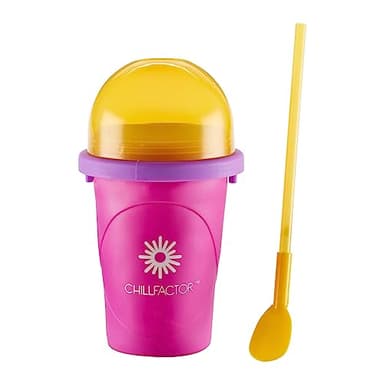 BANDAI CHILLFACTOR CO07954 - Jouet de Cuisine - Machine à granité avec gobelet réutilisable et Paille Incluse - Jouet Familial - Parfait pour Les Cadeaux