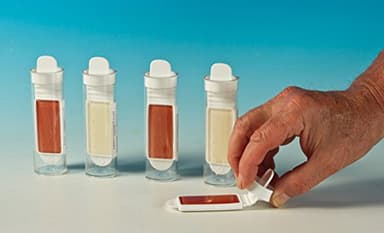 DUTSCHER 853070 Mini étuve avec portoir pour 23 lames gélosées et un thermomètre de contrôle
